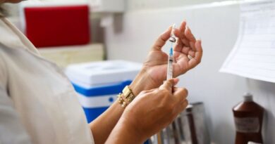 Saúde da Paraíba adota nova vacina ACWY contra meningite para reforço em crianças de 12 meses