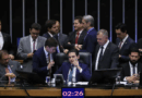 PEC da blindagem é aprovada por deputados e vai ao Senado 