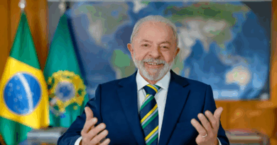 Lula critica privilégios da elite e exalta isenção do Imposto de Renda