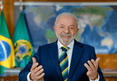 Lula critica privilégios da elite e exalta isenção do Imposto de Renda