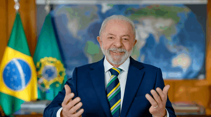 Lula critica privilégios da elite e exalta isenção do Imposto de Renda