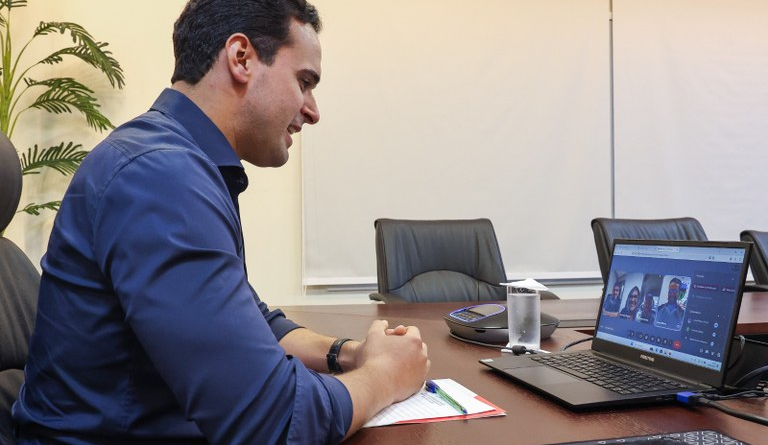 Lucas Ribeiro articula instalação de mais duas unidades da AeC na Paraíba e impulsiona geração de empregos no Alto Sertão