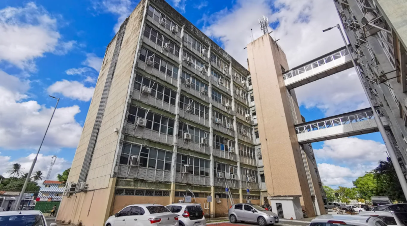 Repartições estaduais terão ponto facultativo na véspera do feriado de Tiradentes