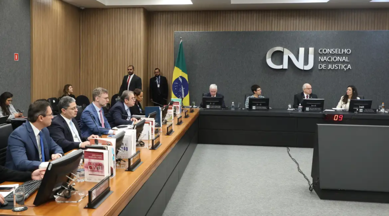 CNJ aprova contracheque único para juízes de todo país