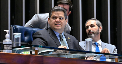 Congresso promulga nesta sexta emendas sobre 6×1 e agentes de saúde