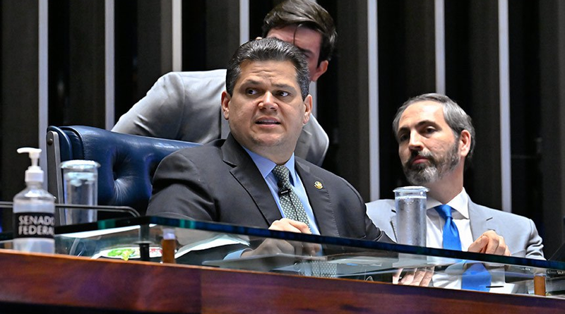 Congresso promulga nesta sexta emendas sobre 6×1 e agentes de saúde